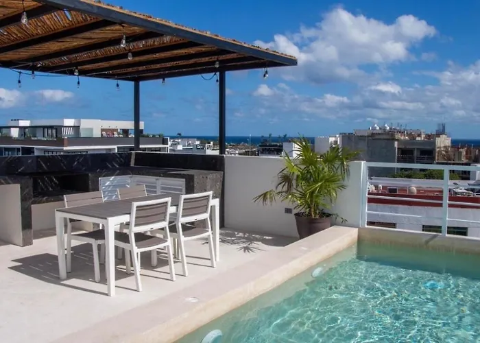 30 Off, 2 Level Apartment, Jacuzzi & Rooftop Pool Playa del Carmen