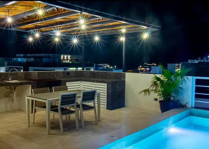 30 Off, 2 Level Apartment, Jacuzzi & Rooftop Pool Apartamento *